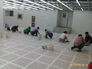 南京大學(xué)電子實(shí)驗(yàn)樓潔凈室開荒保潔