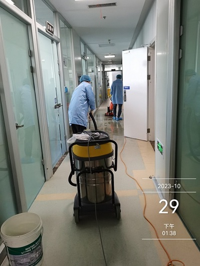醫(yī)學化驗室地面清洗